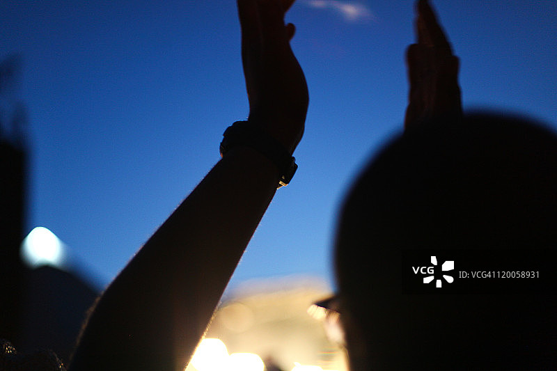 2011年格拉斯顿伯里音乐节的节日参与者图片素材