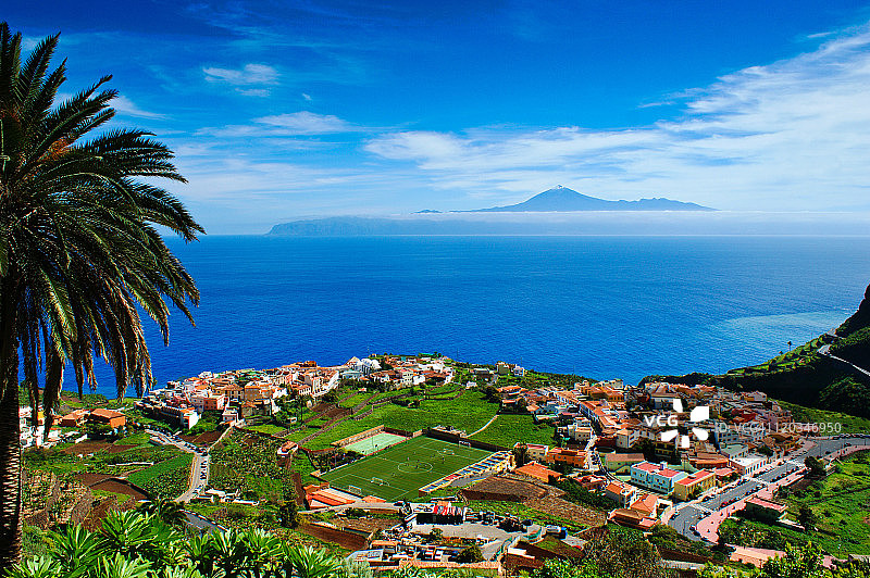 戈梅拉岛上的阿古洛村图片素材