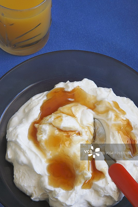 美味的希腊酸奶蜂蜜碗图片素材