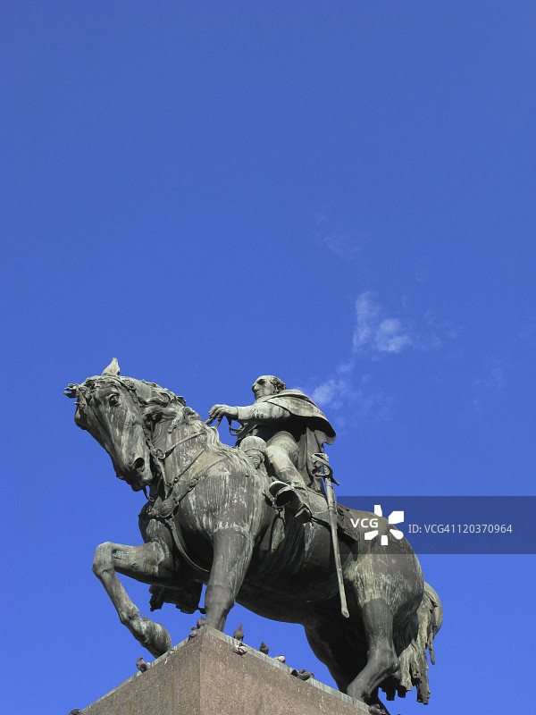 何塞·赫瓦西奥·阿蒂加斯雕像图片素材