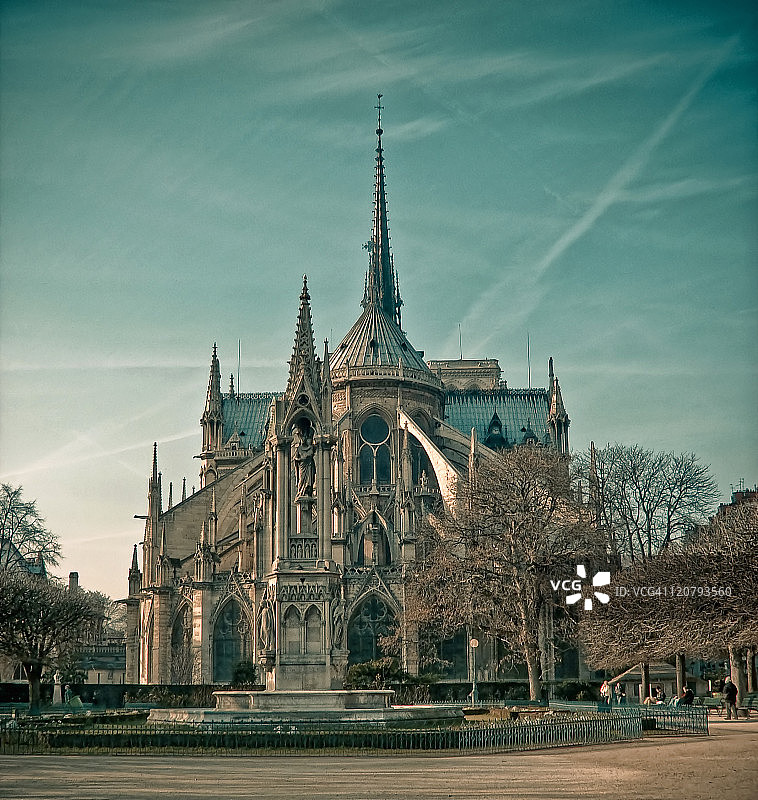 巴黎圣母院侧面图片素材