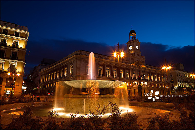 太阳门蓝色时刻图片素材