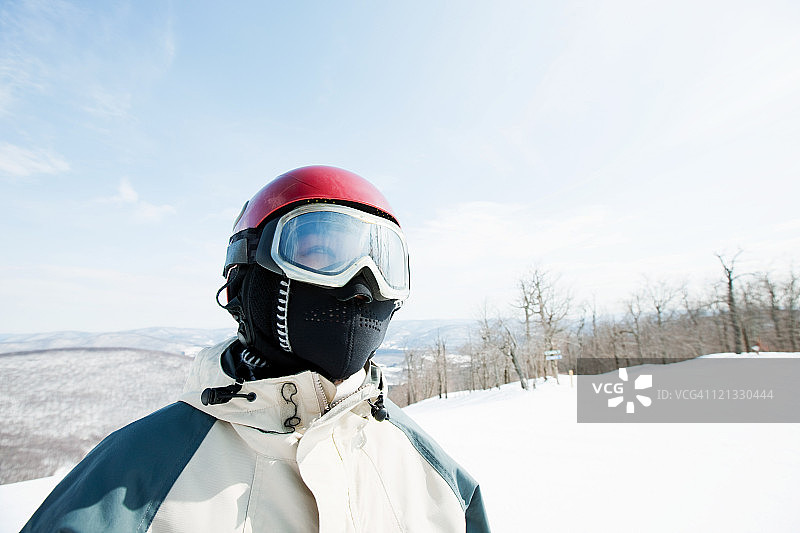 戴滑雪镜的女人肖像图片素材