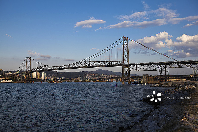 埃尔西利欧·卢兹大桥图片素材