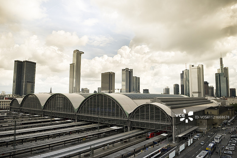 法兰克福中央车站和天际线图片素材