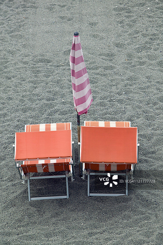 意大利伊斯基亚伊斯基亚蓬泰海滩遮阳伞图片素材