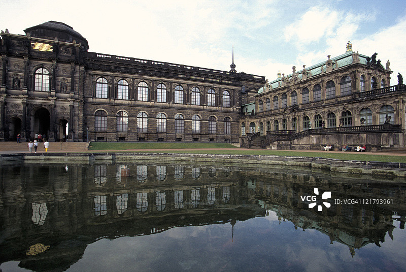 德国德累斯顿茨温格宫图片素材