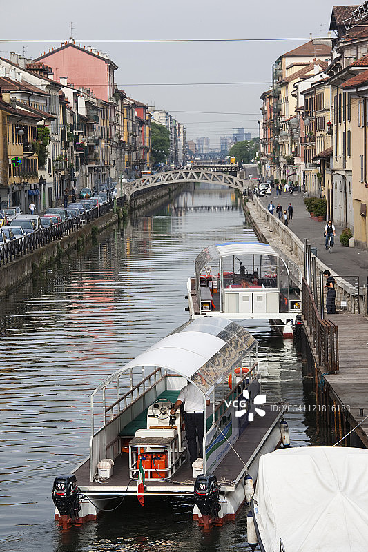 米兰科尔杜西奥广场的有轨电车图片素材