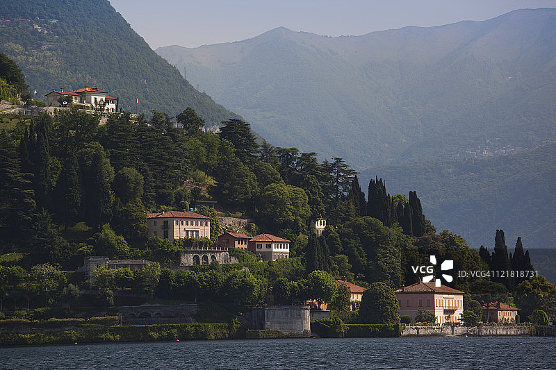 意大利伦巴第科莫湖切尔诺比奥湖畔风光图片素材