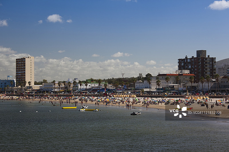 2009年2月，乌拉圭皮里亚波利斯早晨的Playa Piriapolis海滩图片素材