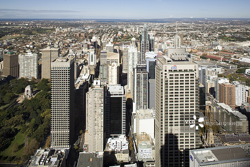 从悉尼塔俯瞰悉尼市中心，澳大利亚新南威尔士州图片素材