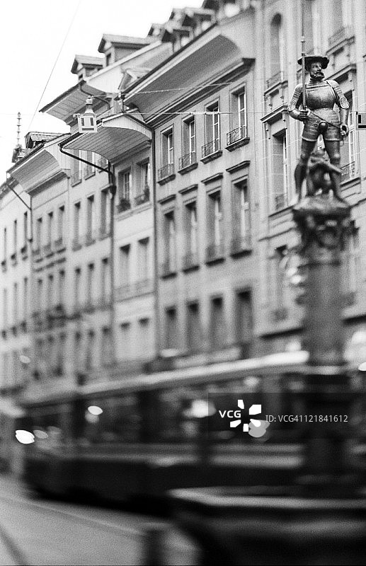 瑞士伯尔尼Marktgasse的有轨电车图片素材