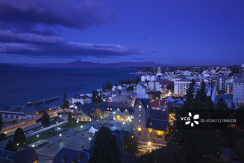 圣卡洛斯-德巴里洛切市中心公民中心，位于阿根廷内格罗河省巴塔哥尼亚湖区图片素材