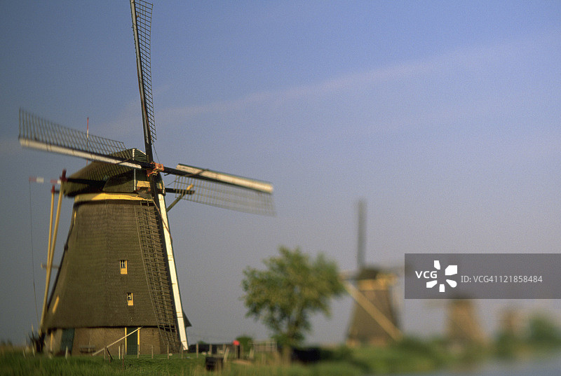 荷兰南金德代克风车图片素材