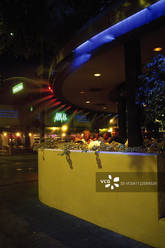 棕榈泉凯撒烧烤餐厅夜景图片素材