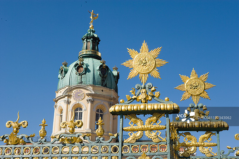 德国柏林夏洛滕堡宫大门图片素材