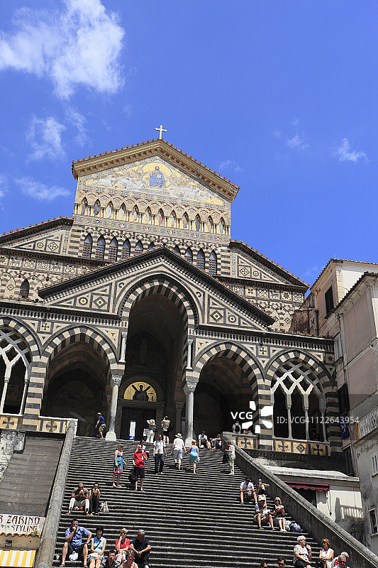 意大利坎帕尼亚萨莱诺阿马尔菲大教堂图片素材