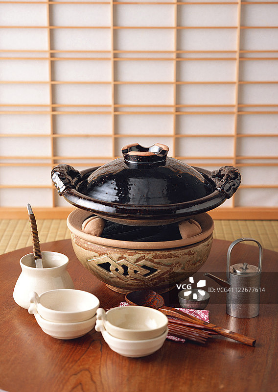 日式砂锅料理准备图片素材