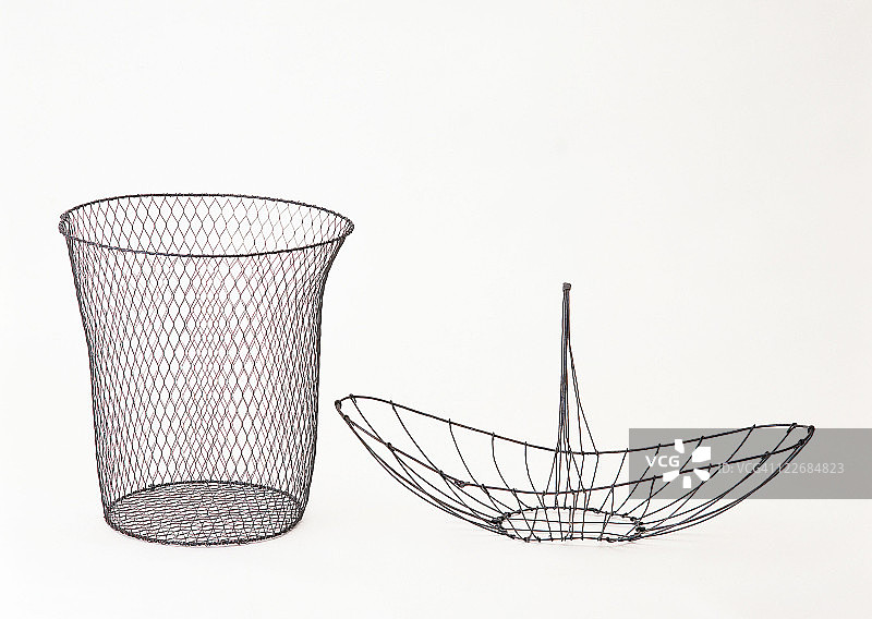 金属丝篮图片素材