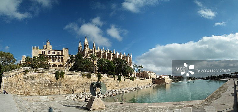 阿尔穆戴纳大教堂和城堡图片素材