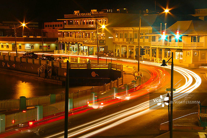 大开曼港口的夜景图片素材