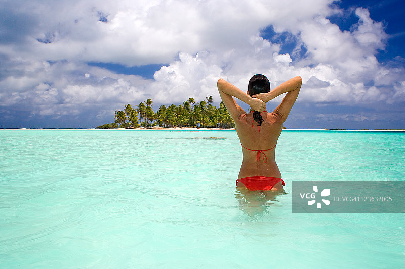 热带风情女人图片素材