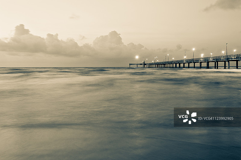 清晨潮汐图片素材