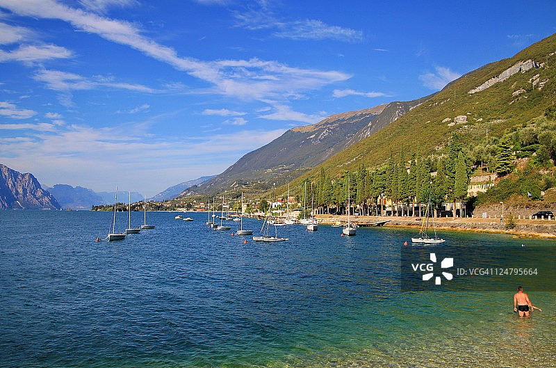 加尔达湖图片素材