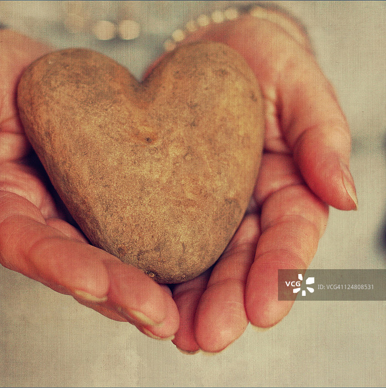 心形土豆图片素材