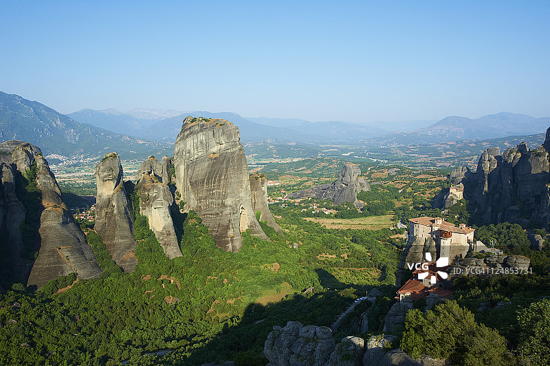希腊色萨利迈泰奥拉鲁萨努修道院图片素材