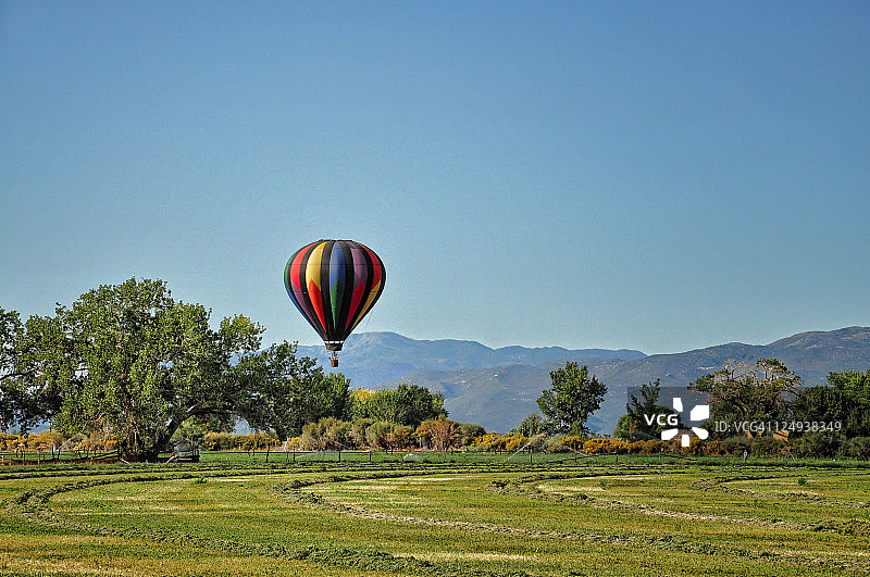 轻松着陆图片素材