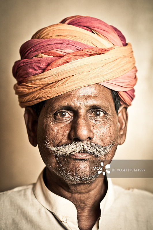 年长的印度男人图片素材