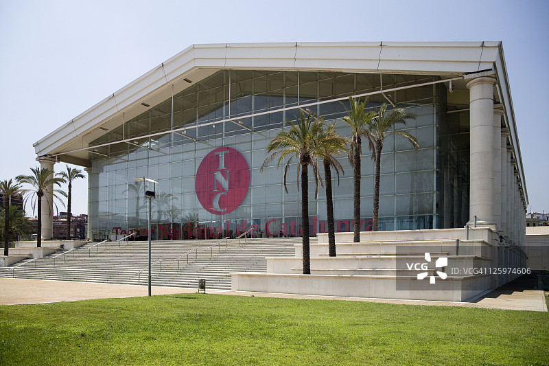 西班牙巴塞罗那加泰罗尼亚国家剧院图片素材