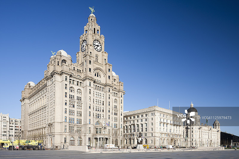 英国默西赛德郡利物浦港、丘纳德大厦和利物浦大厦构成“三女神”图片素材