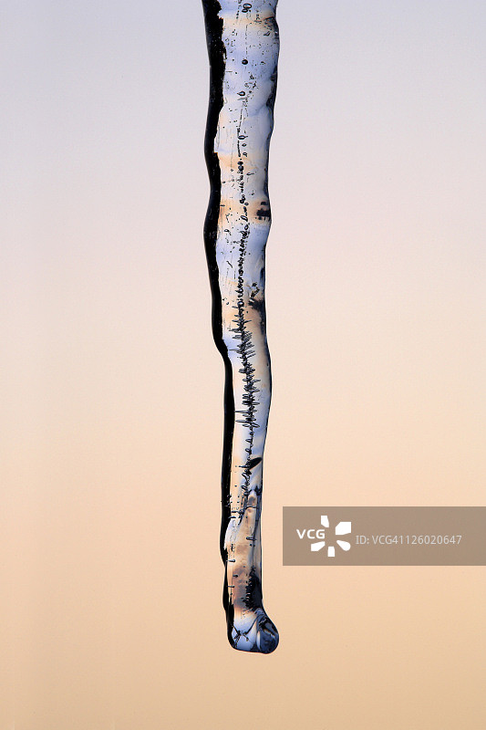 英国德文郡达特穆尔的夕阳冰锥图片素材