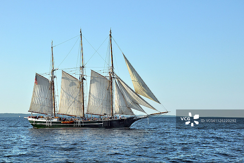 三桅帆船图片素材