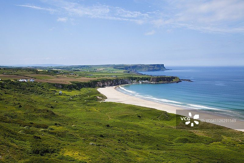 白色公园海湾的海岸风光图片素材