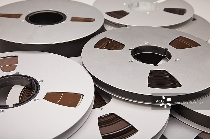 卷轴上的录音磁带图片素材