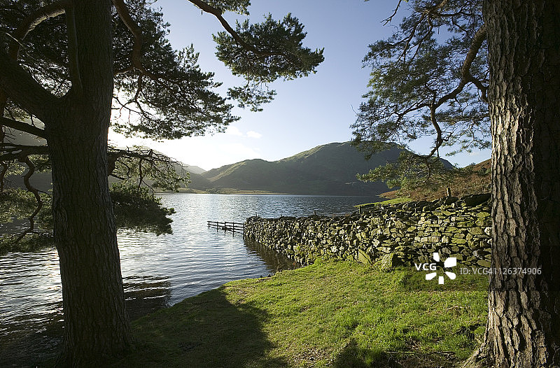 黄昏时分的凯西克克拉莫克湖图片素材