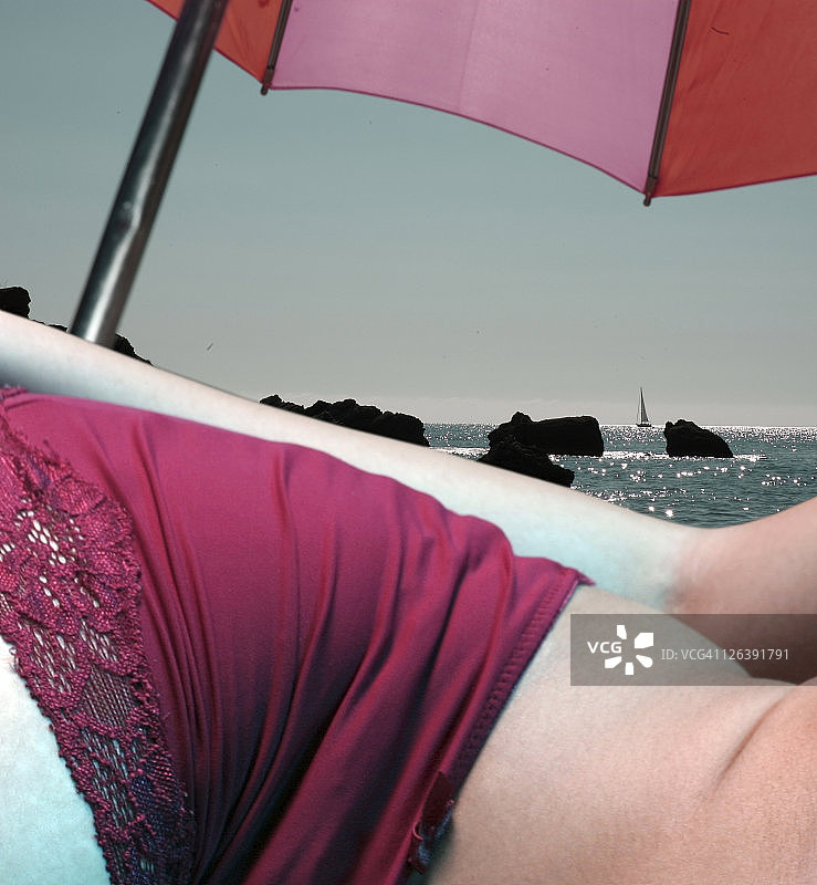 海滩上的人图片素材