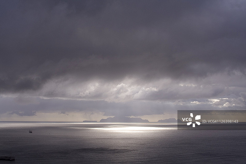 多云的海景图片素材