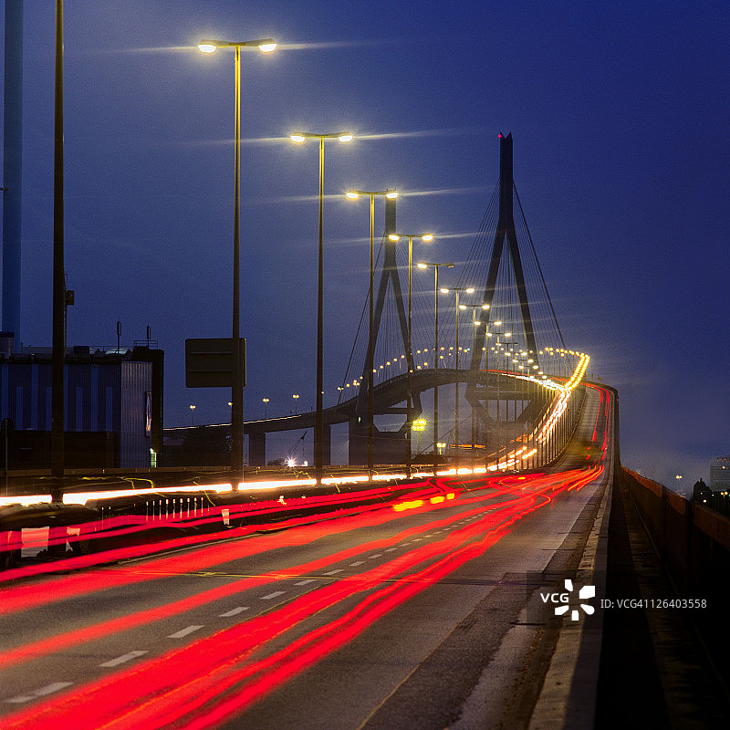 德国夜间交通高角度景观图片素材