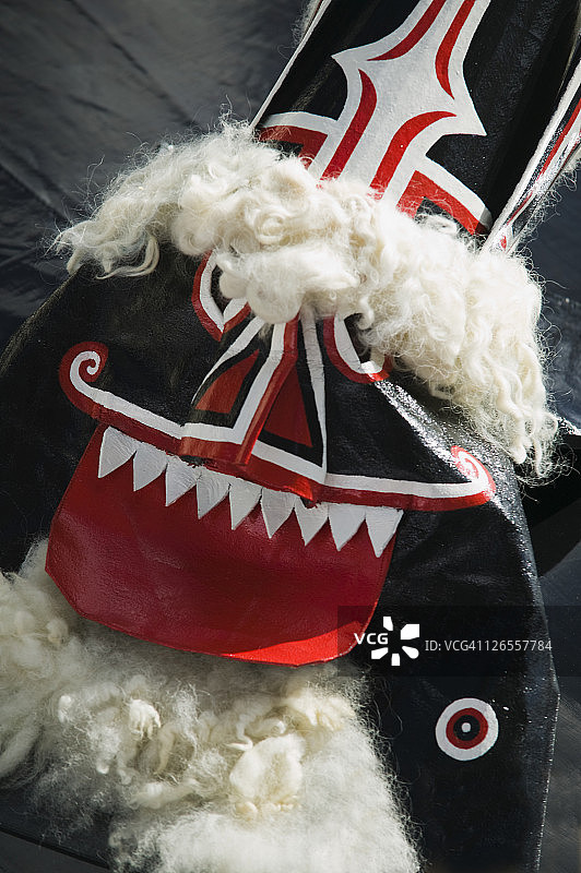 帕兹托Obby Oss节上的Obby Oss，每年5月1日，英国康沃尔图片素材