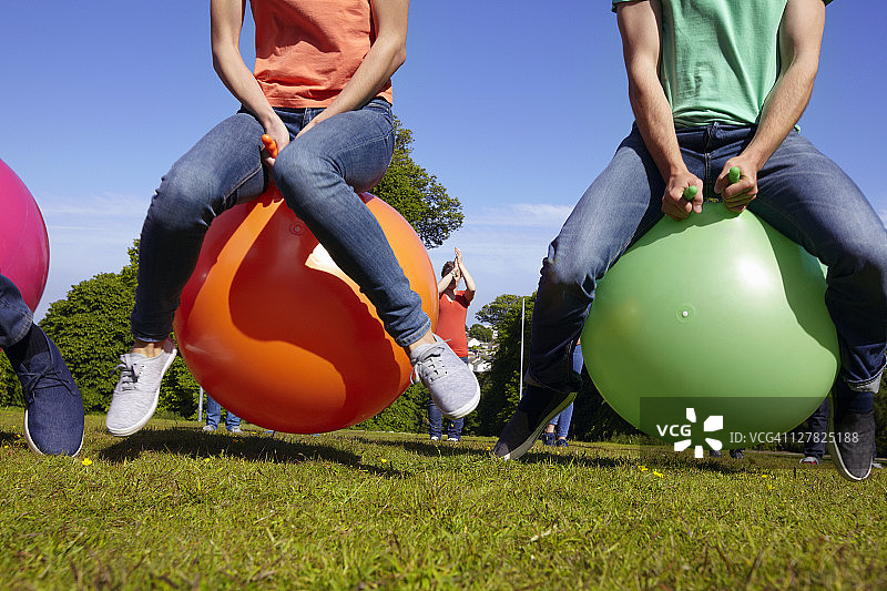 团队竞赛：运动球比赛图片素材