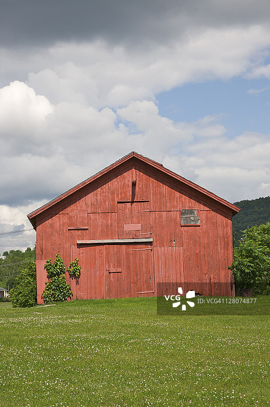 纽约温代尔的红色谷仓图片素材