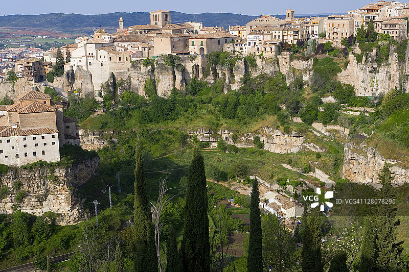 西班牙昆卡鸟瞰：雷阿尔城省，卡斯蒂利亚-拉曼查图片素材