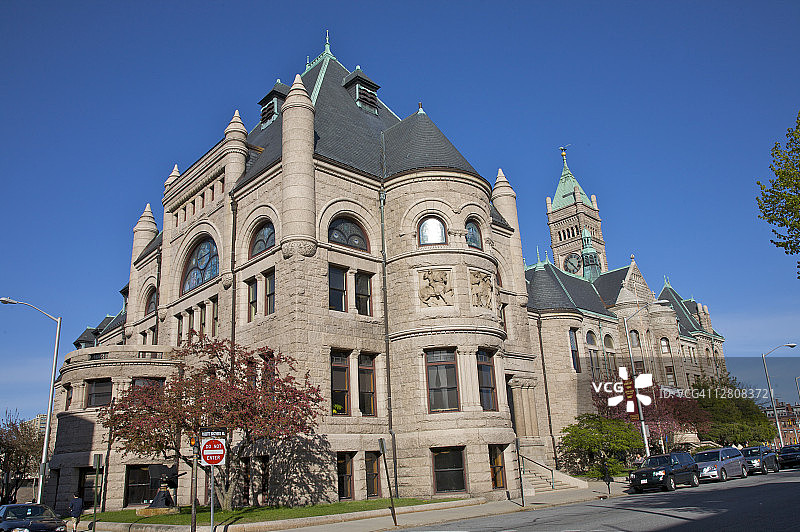 美国马萨诸塞州洛厄尔市波拉德纪念图书馆和旧市政厅图片素材