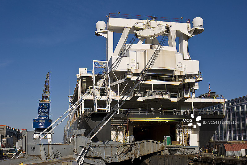 美国马萨诸塞州南波士顿干船坞维修中的船只特写图片素材