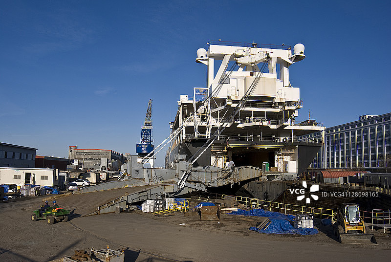 美国马萨诸塞州南波士顿干船坞维修中的船只特写图片素材