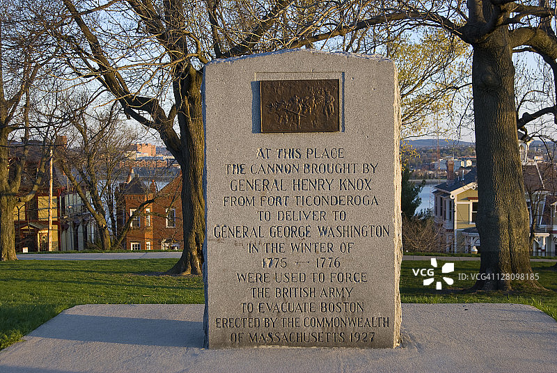 多切斯特高地革命历史石碑，南波士顿，马萨诸塞州图片素材